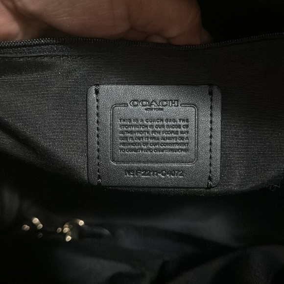 Coach - Picture 6 of 7